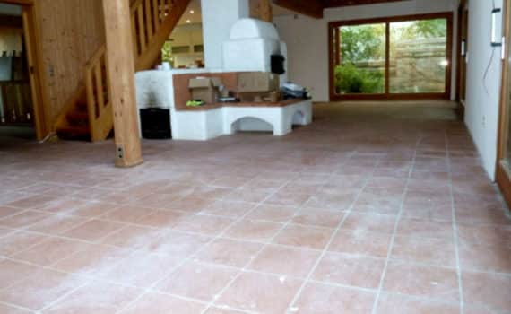 Zement auf Terracotta